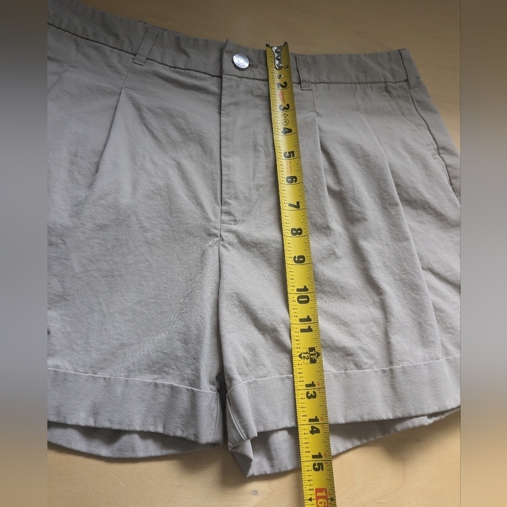 CALVIN KLEIN Women Beige Short Size 27 With Pockets Great Used Condition - Picture 9 of 10